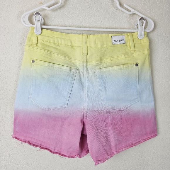 Judy Blue Pastel Ombre Rainbow Raw Hem Shorts Size M - Picture 5 of 13